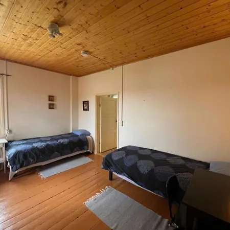 Ollinpolun Matkakoti Bed & Breakfast *